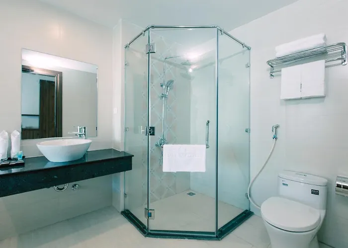 Sun Bay Tuan Chau Hotel 3*