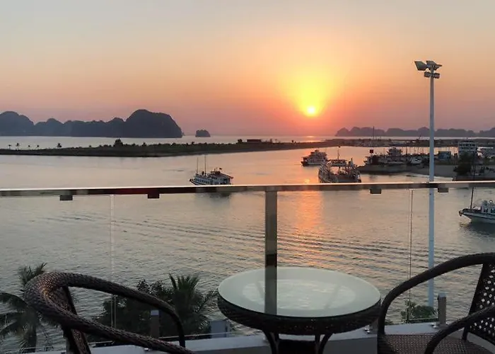 Hotel Sun Bay Tuan Chau 3*