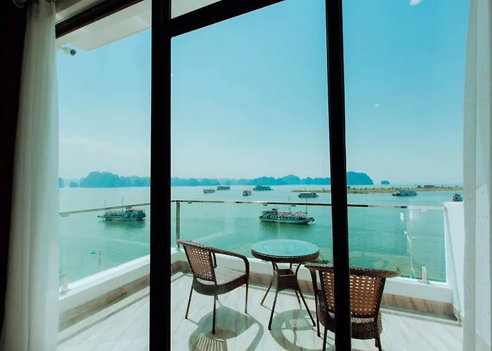 Hotel Sun Bay Tuan Chau 3*